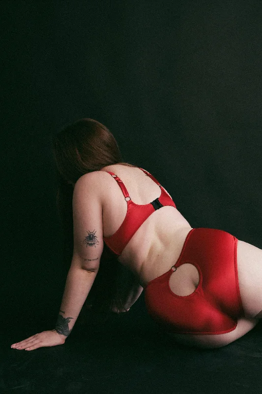 Joli Gloss red-black high waisted panties